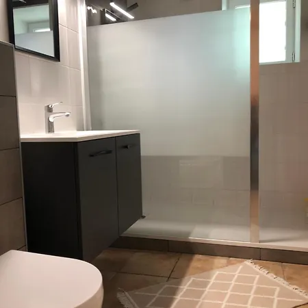 Oasis Perigourdin بيت ضيافة *